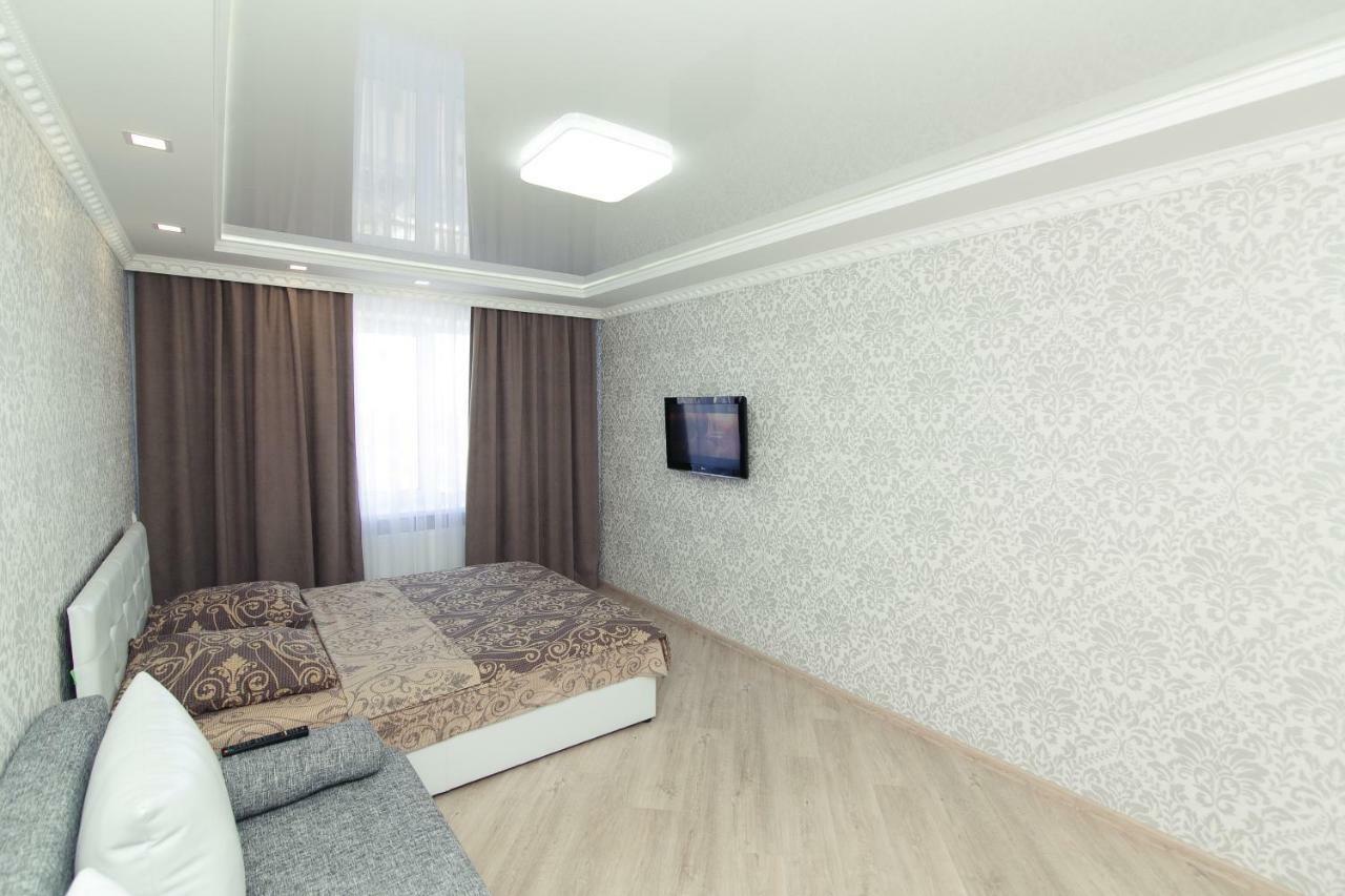 Luxury Apart-Hotel On Kondrateva Street Sumy Luaran gambar